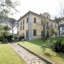 Villa indipendente plurilocale in vendita a Rufina