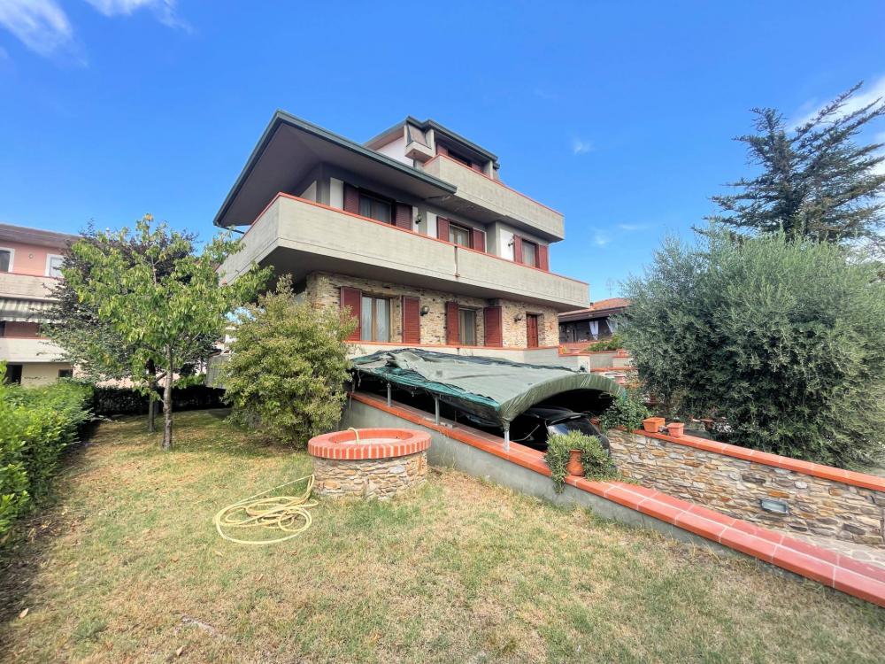 villa indipendente in vendita a Casciana Terme Lari