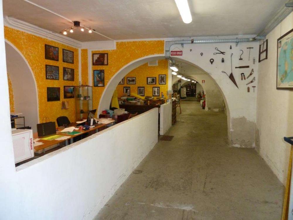 magazzino-laboratorio in vendita a Genova