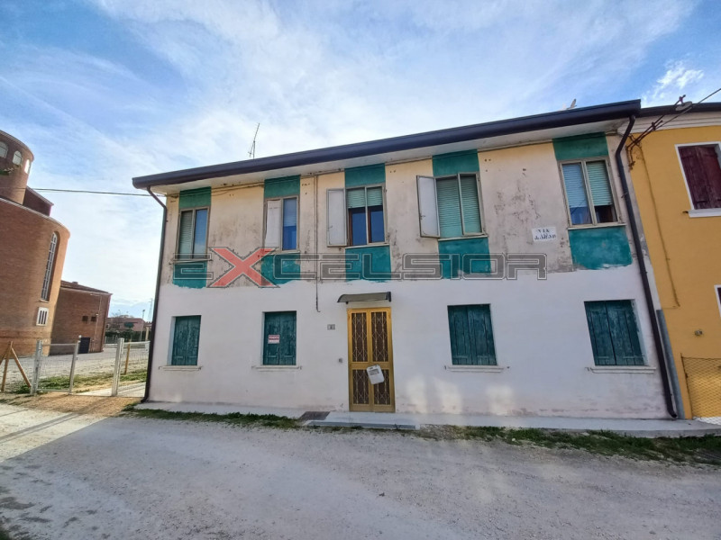 Casa quadrilocale in vendita a cavarzere - Casa quadrilocale in vendita a cavarzere