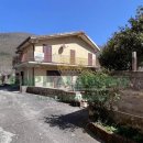 Villa indipendente quadrilocale in vendita a Monteforte Irpino