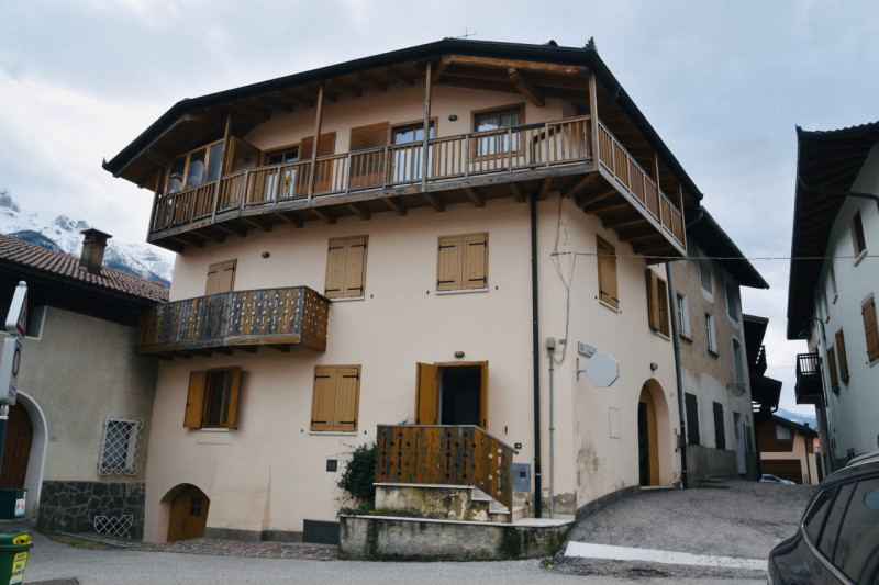 Casa plurilocale in vendita a altopiano-della-vigolana - Casa plurilocale in vendita a altopiano-della-vigolana