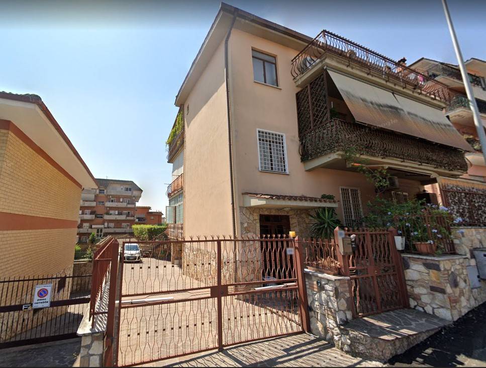 Appartamento monolocale in vendita a Sant'Angelo Romano - Appartamento monolocale in vendita a Sant'Angelo Romano