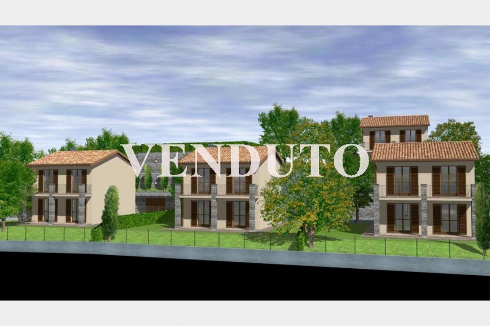 Villa quadrilocale in vendita a colle-brianza - Villa quadrilocale in vendita a colle-brianza