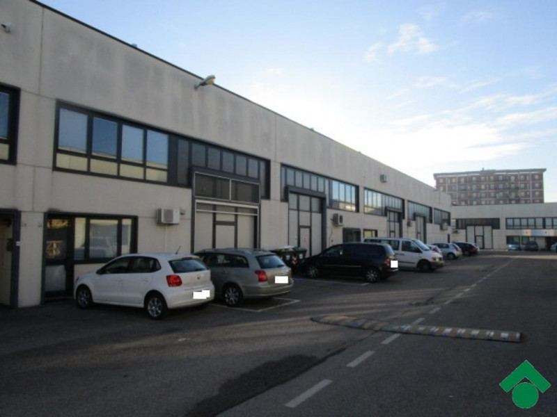 magazzino-laboratorio in vendita a Loro Ciuffenna