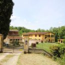 Villa plurilocale in vendita a montevarchi