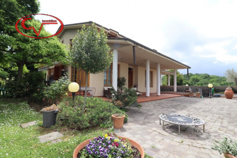 villa in vendita a Montevarchi