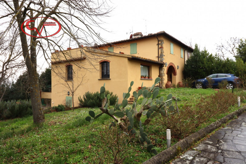 Villa plurilocale in vendita a terranuova-bracciolini - Villa plurilocale in vendita a terranuova-bracciolini