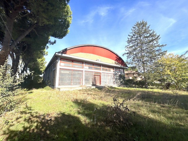 capannone in vendita a Cesena