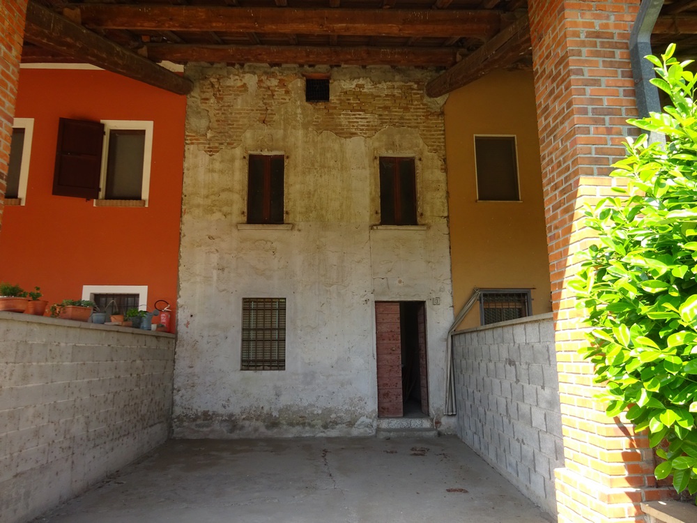 Rustico / casale trilocale in vendita a borgo-san-giacomo - Rustico / casale trilocale in vendita a borgo-san-giacomo