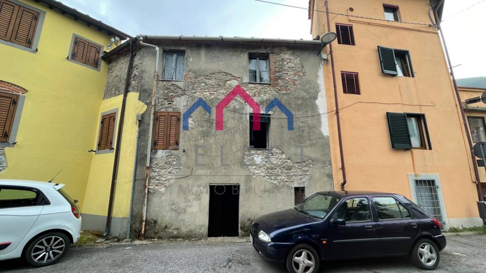Casa plurilocale in vendita a Bagni di Lucca - Casa plurilocale in vendita a Bagni di Lucca