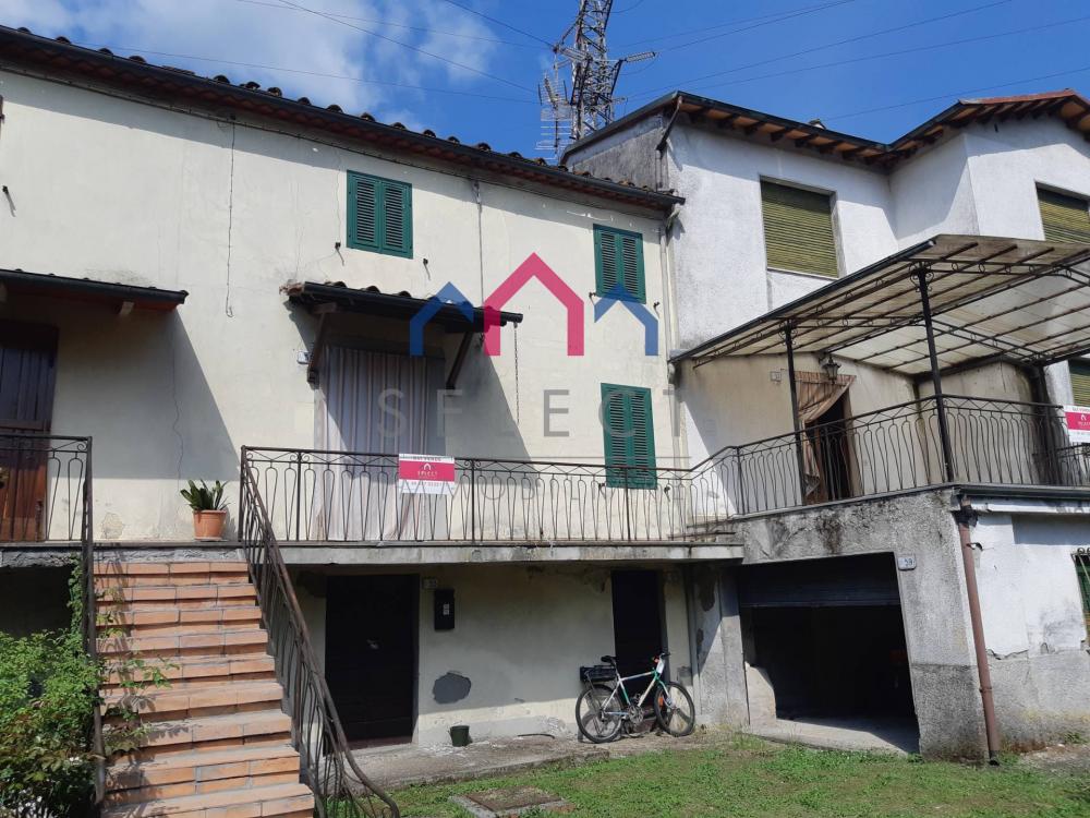Casa quadrilocale in vendita a Borgo a Mozzano - Casa quadrilocale in vendita a Borgo a Mozzano