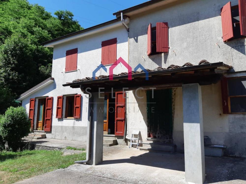 rustico / casale in vendita a Borgo a Mozzano