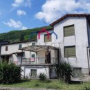 Casa quadrilocale in vendita a Borgo a Mozzano