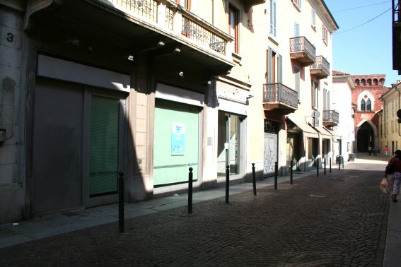 negozio in affitto a Vigevano