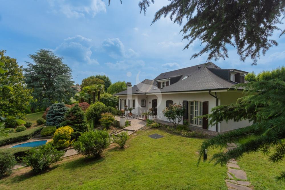 Villa in Monza e Brianza Usmate Velate - Villa plurilocale in vendita a usmate-velate