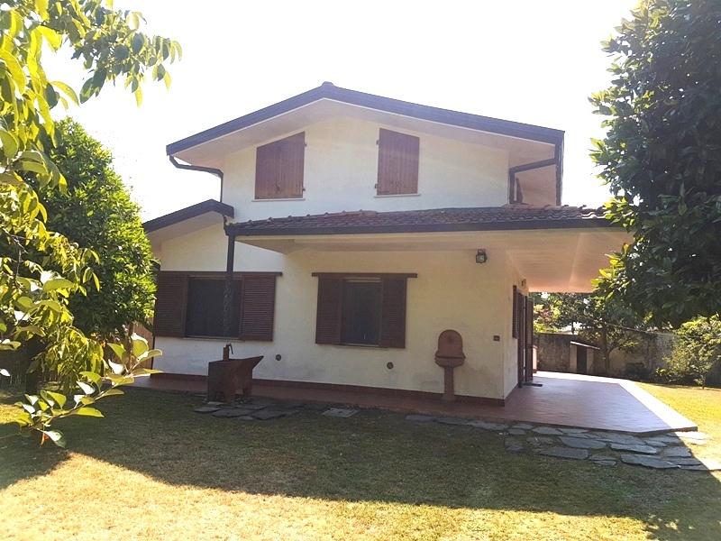 villa in vendita a Massa