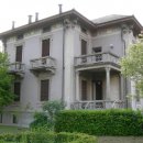 Villa indipendente plurilocale in vendita a Cortemilia