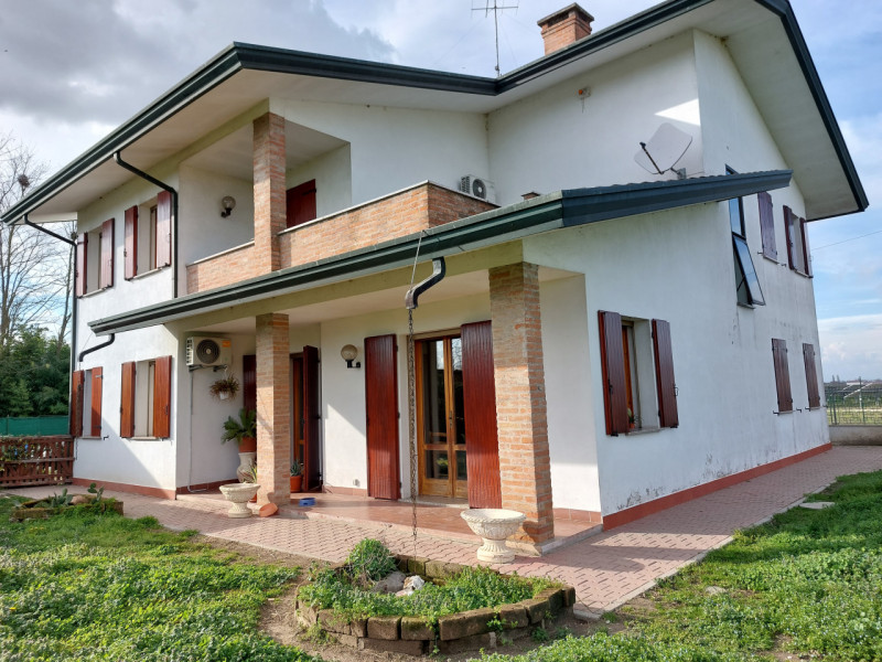 casa in vendita a Piacenza d'Adige