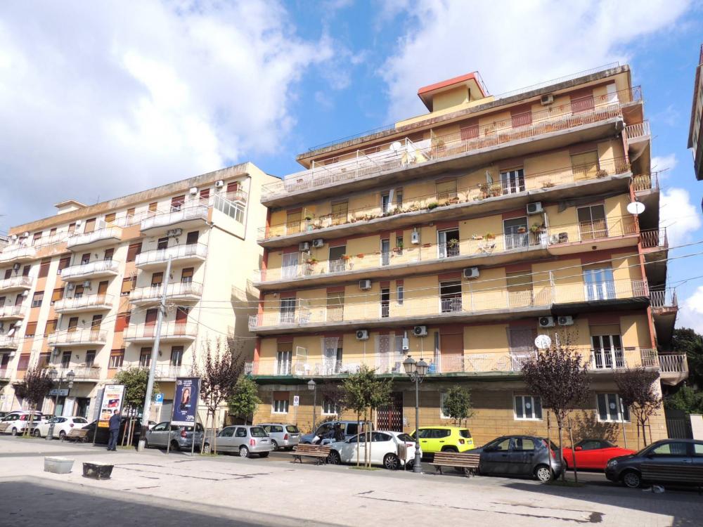 Appartamento trilocale in vendita a Gravina di Catania - Appartamento trilocale in vendita a Gravina di Catania