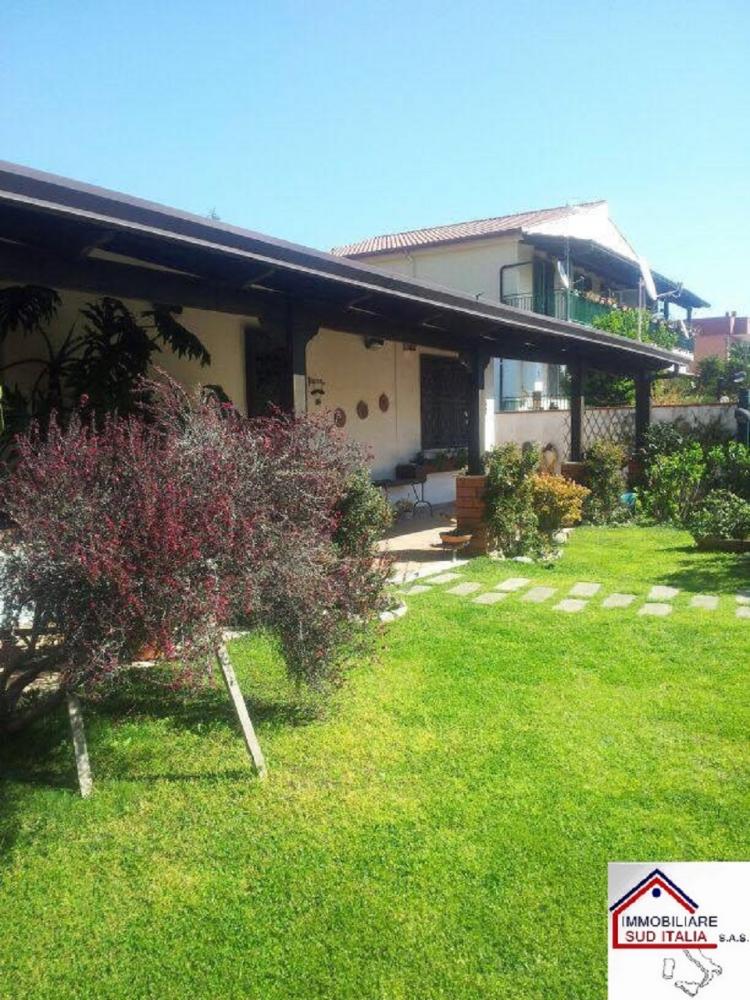 Villa trilocale in vendita a Giugliano in Campania - Villa trilocale in vendita a Giugliano in Campania