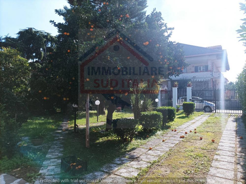 Villa plurilocale in vendita a Giugliano in Campania - Villa plurilocale in vendita a Giugliano in Campania