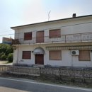 Azienda commerciale in vendita a valeggio-sul-mincio