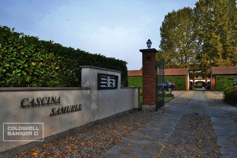 villa indipendente in vendita a Bernate Ticino