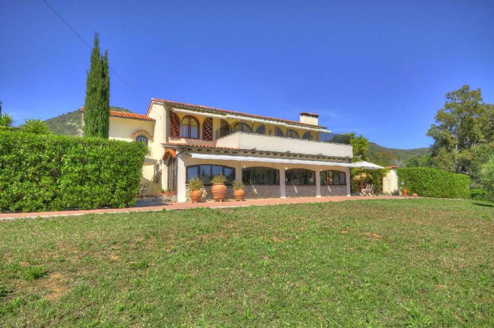 villa in vendita a Capoliveri