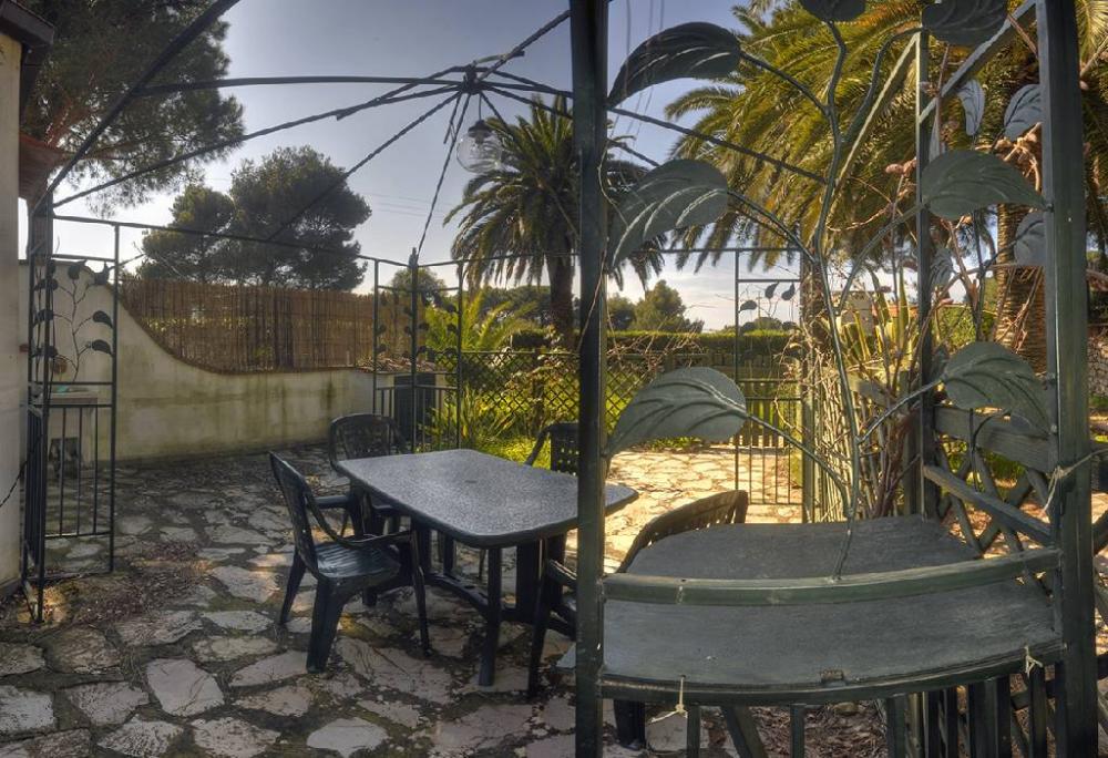 elba bilocale indipendente con giardino e garage vicino al mare - Villa indipendente bilocale in vendita a Mare