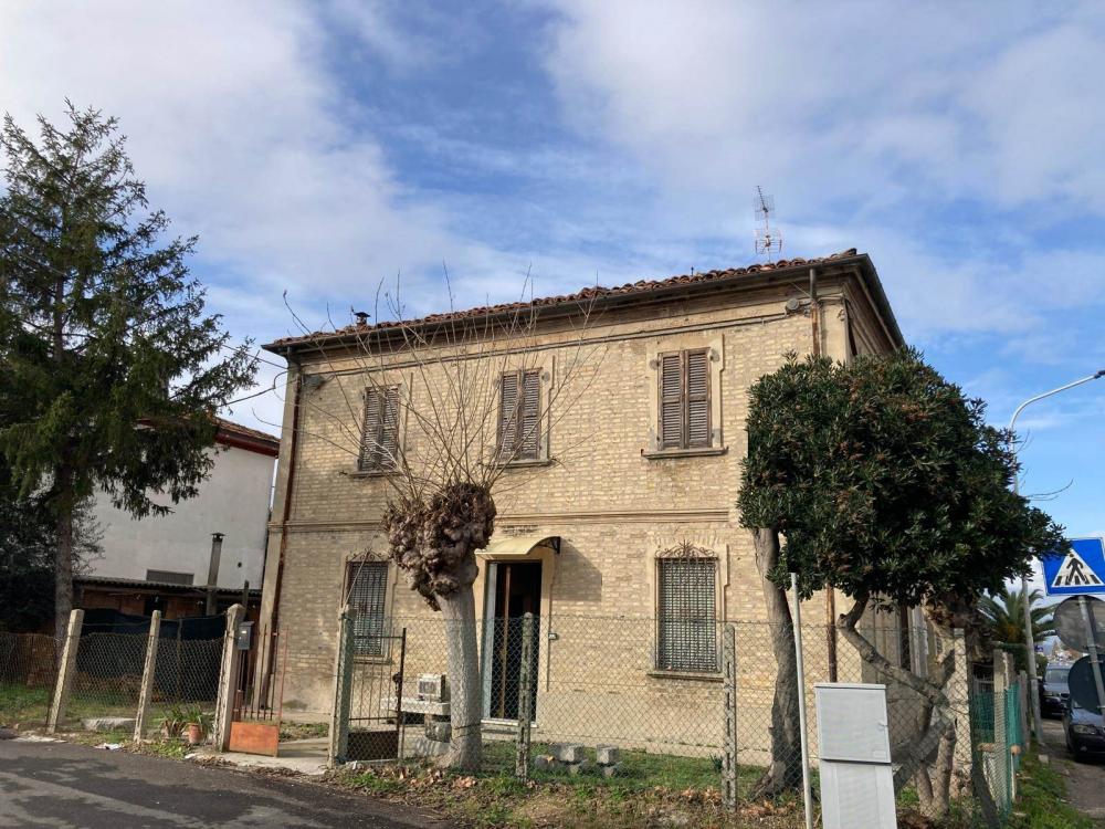 Foto - Casa quadrilocale in vendita a MADONNA DEL PONTE