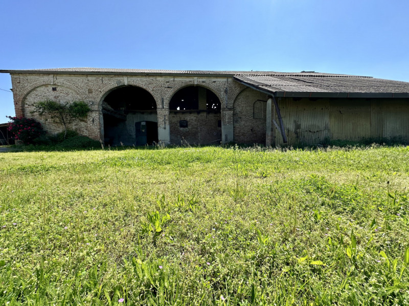 Rustico / casale plurilocale in vendita a casalserugo - Rustico / casale plurilocale in vendita a casalserugo