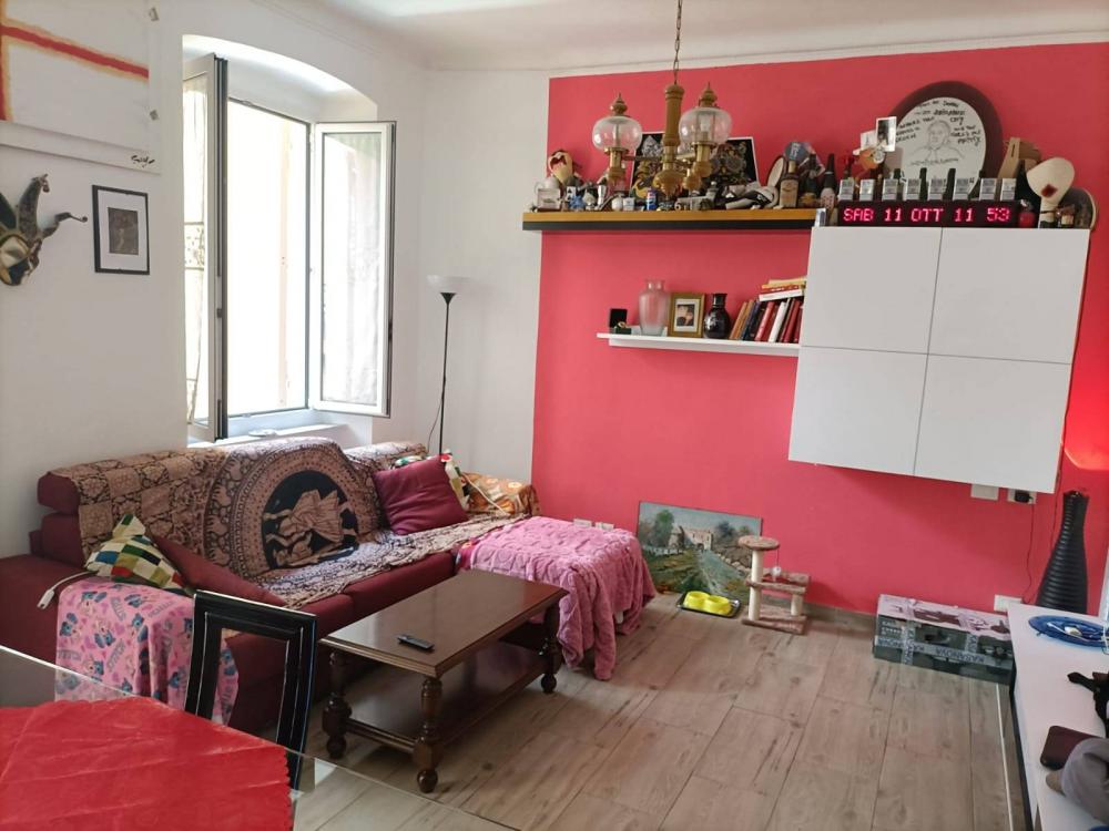 Appartamento plurilocale in vendita a Sampierdarena - Appartamento plurilocale in vendita a Sampierdarena