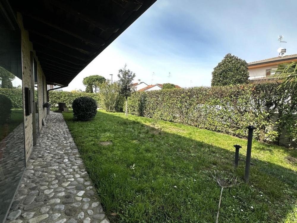 villa in vendita a Bibione