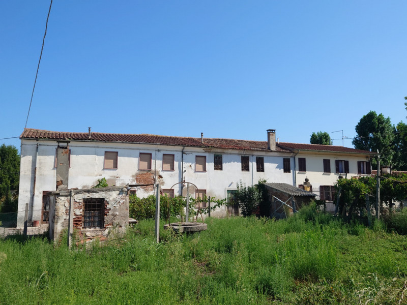 villaschiera in vendita a Albaredo d'Adige