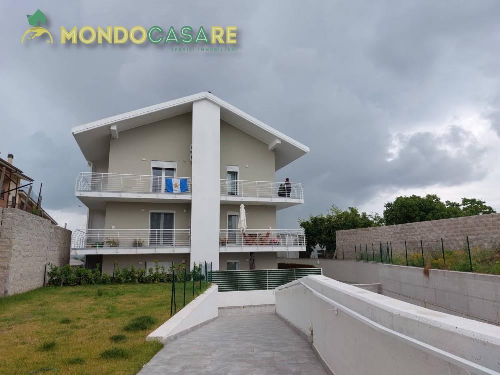 Appartamento trilocale in vendita a Monterotondo - Appartamento trilocale in vendita a Monterotondo