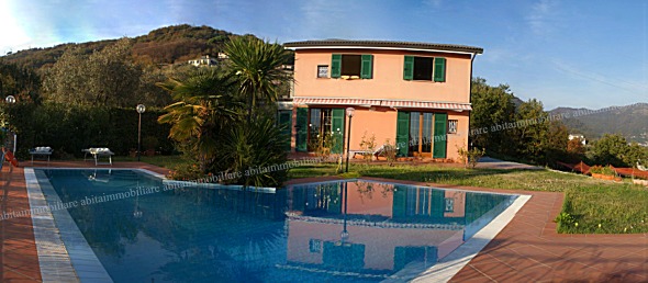 villa in vendita a Rapallo
