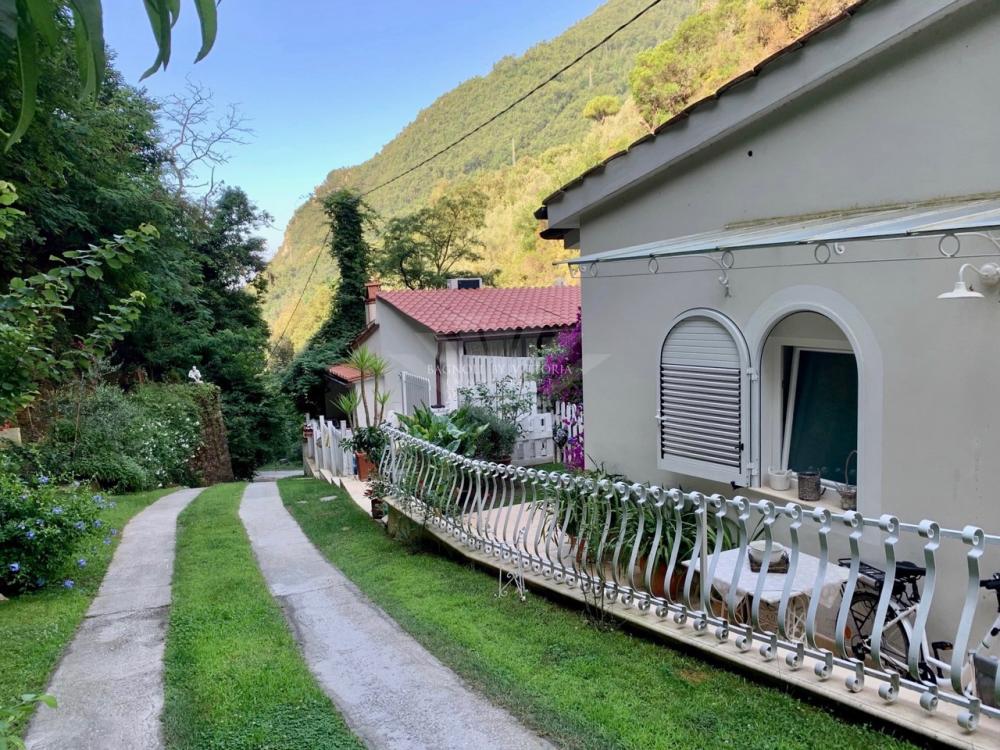 Villa plurilocale in vendita a pietrasanta - Villa plurilocale in vendita a pietrasanta