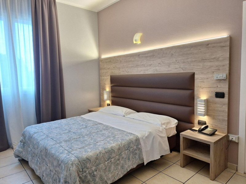 Albergo in vendita a rovigo - Albergo in vendita a rovigo