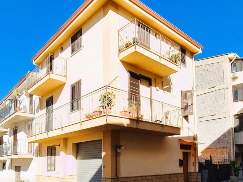 appartamento in vendita a Altavilla Milicia