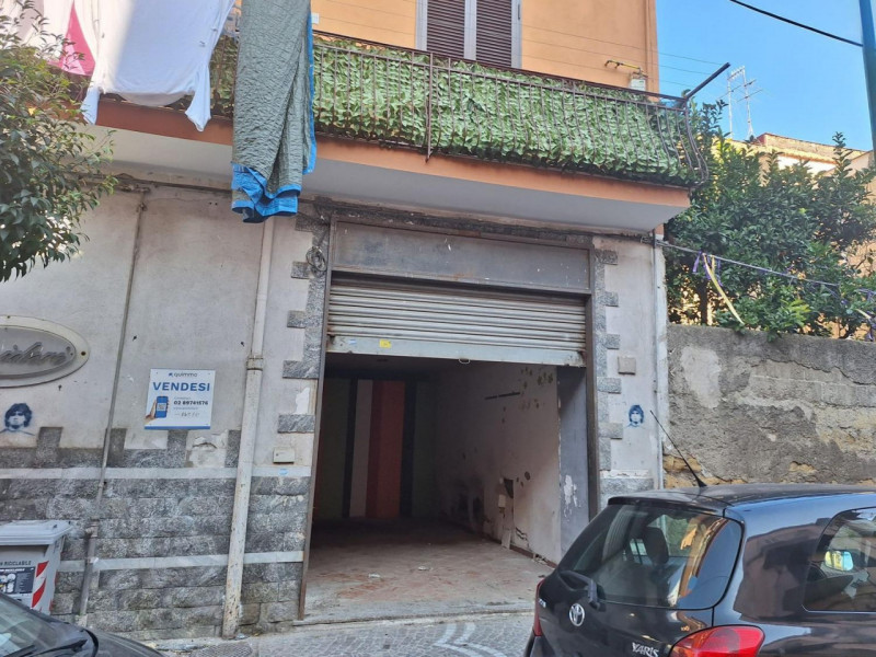 Negozio monolocale in vendita a napoli - Negozio monolocale in vendita a napoli