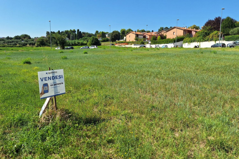 Terreno residenziale in vendita a montemarciano - Terreno residenziale in vendita a montemarciano