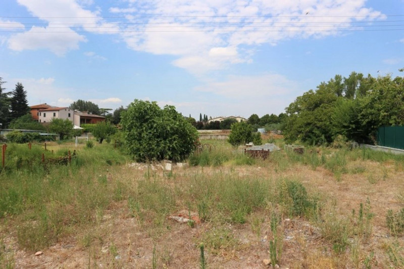 terreno residenziale in vendita a Torgiano