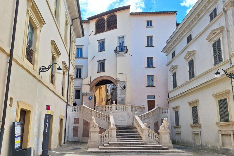 Ufficio in vendita a spoleto - Ufficio in vendita a spoleto