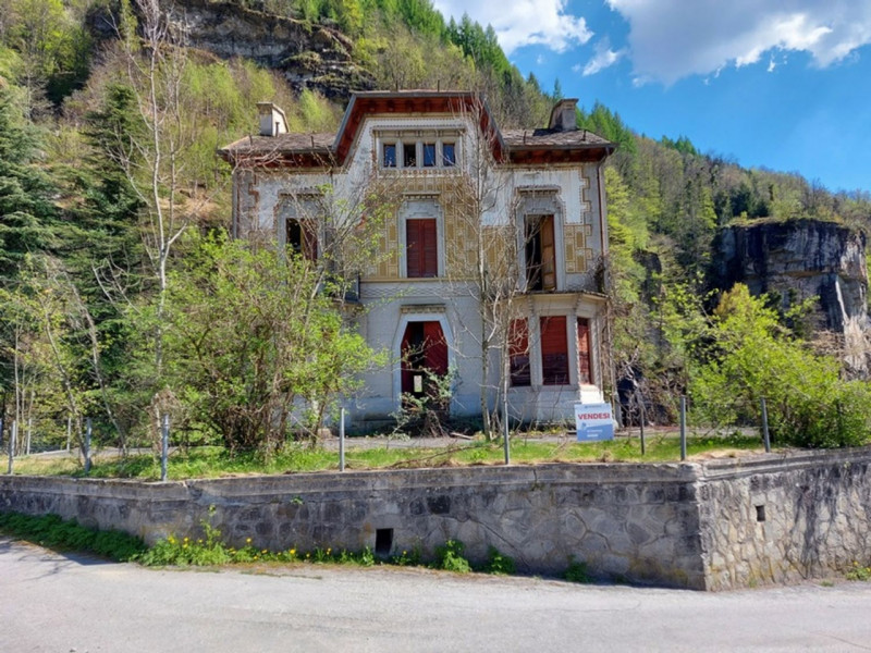 Villa plurilocale in vendita a crodo - Villa plurilocale in vendita a crodo