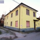Casa trilocale in vendita a Bressana Bottarone