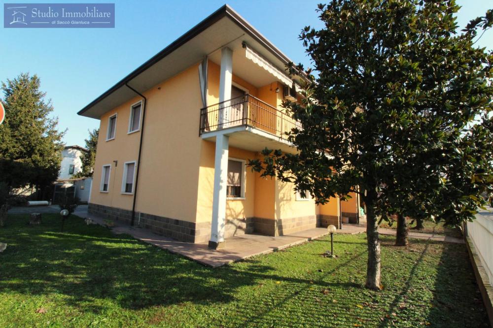 Villa trilocale in vendita a Bressana Bottarone - Villa trilocale in vendita a Bressana Bottarone
