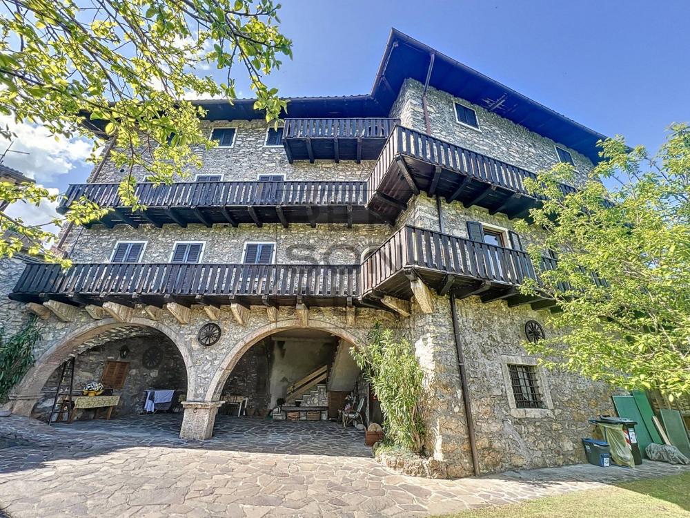 Villa plurilocale in vendita a Trento - Villa plurilocale in vendita a Trento