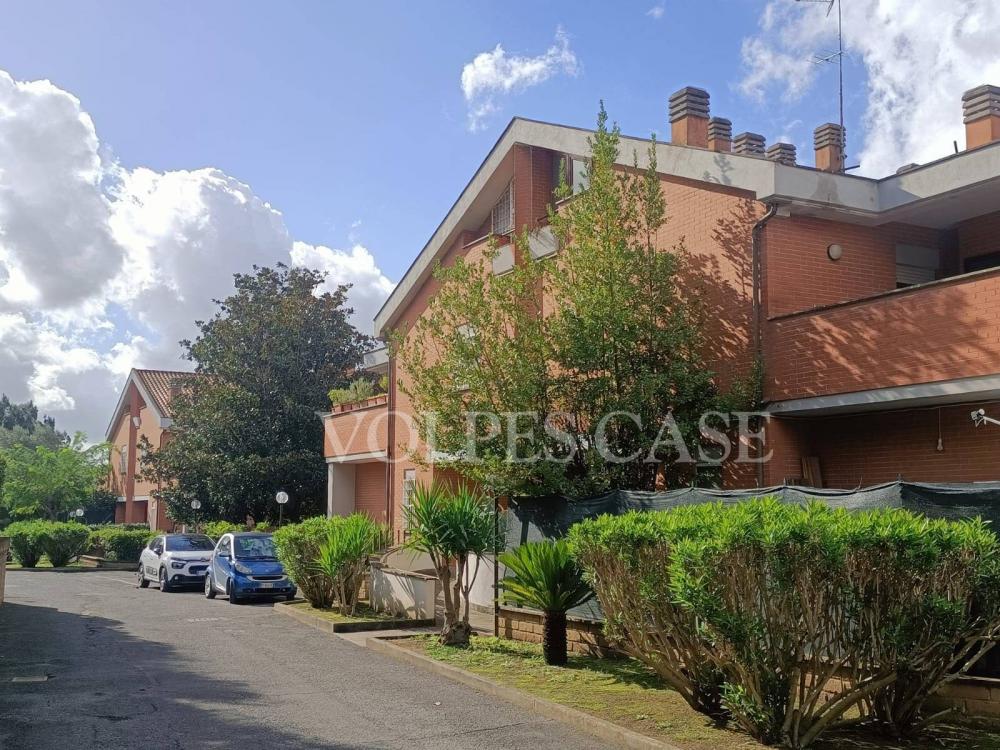 Appartamento plurilocale in vendita a Roma - Appartamento plurilocale in vendita a Roma