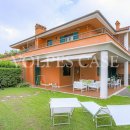 Villa indipendente plurilocale in vendita a Monterosi